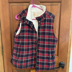 Women’s large flannel vest